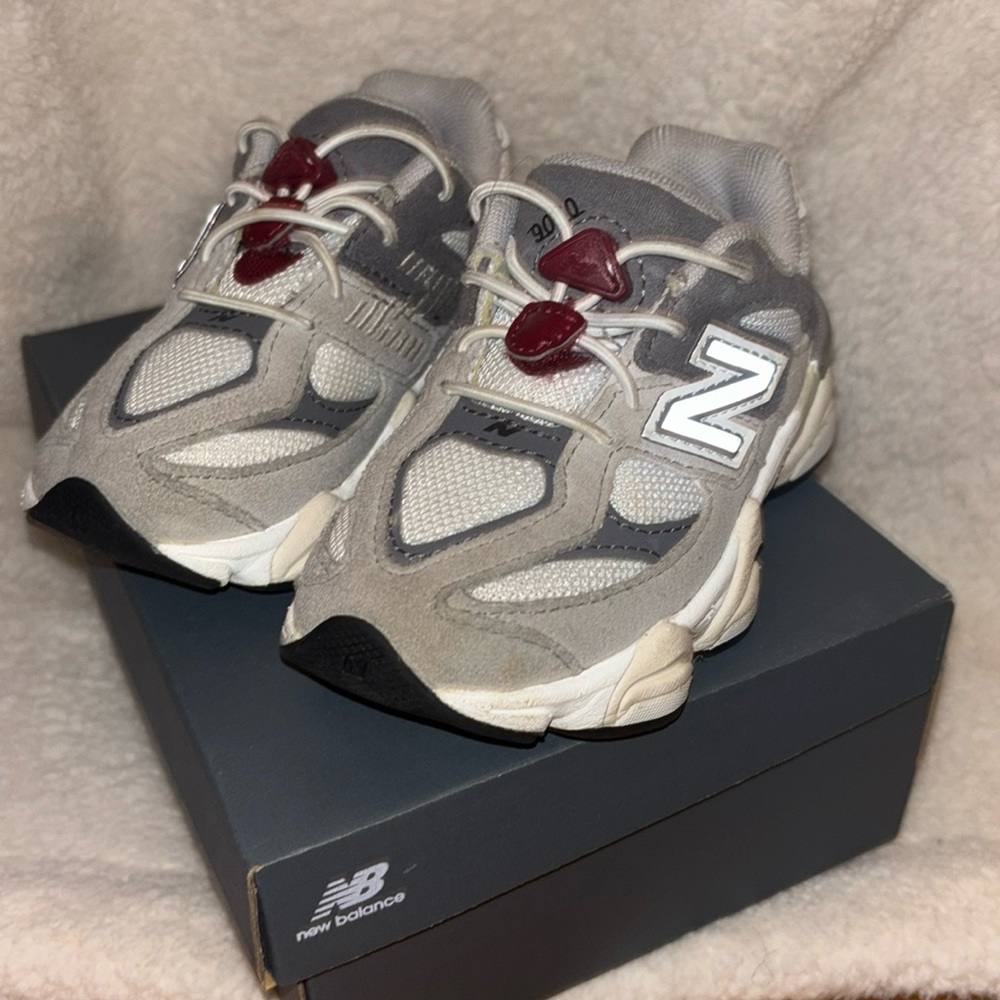 New Balance 9060 (8C) Raincloud/Castlerock